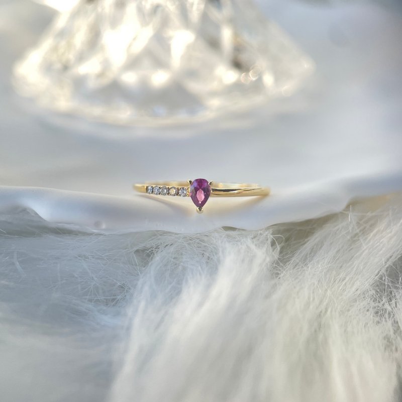 纯14K│简雅水滴蓝宝钻戒│黄K - 戒指 - 贵金属 金色