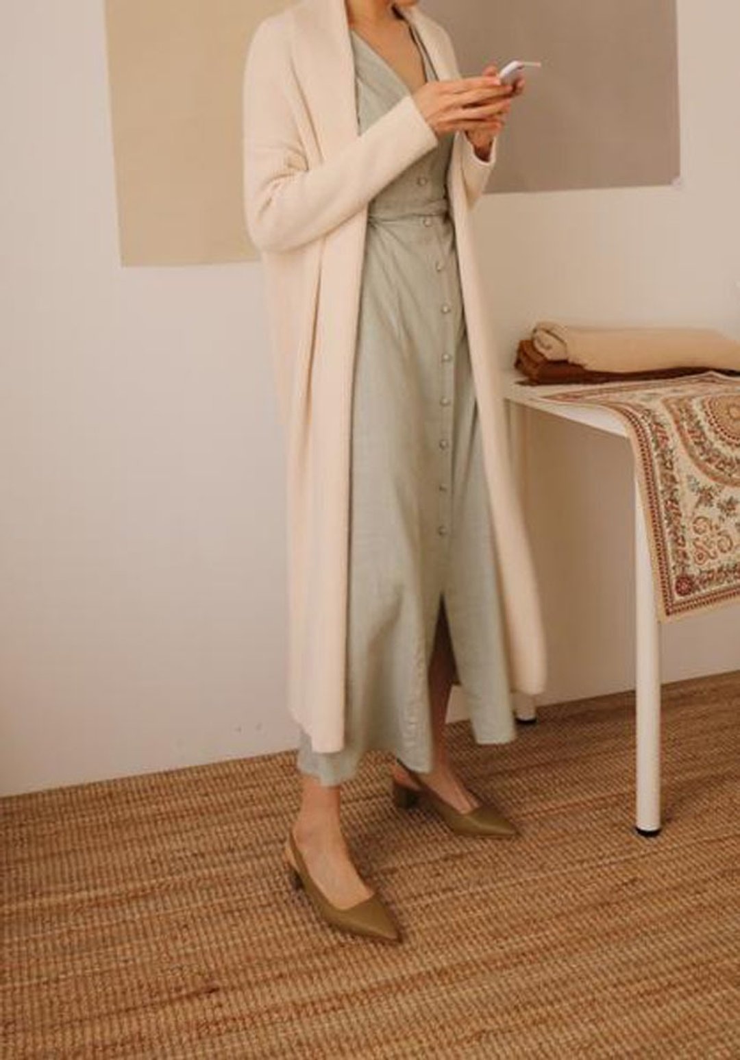 Ludivine Cardigan 喀什米尔羊毛中长版罩衫 剩米色 - 女装针织衫/毛衣 - 羊毛 