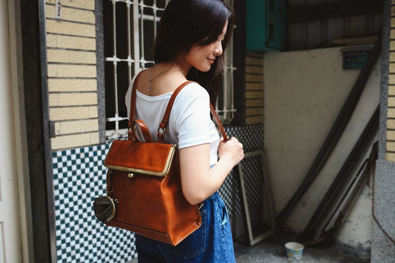 曼玉口金包 - 后背包/双肩包 - 真皮 