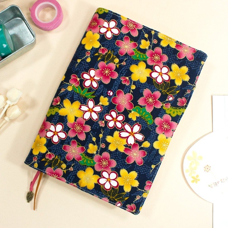 A5/25K 可调式多功能书衣/布书套-A11深蓝樱花 - 笔记本/手帐 - 棉．麻 蓝色