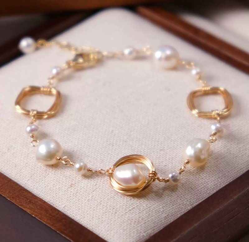 YuanPearl天然極光巴洛克珍珠手工繞線珍珠手鍊小眾珍珠禮物 - 手链/手环 - 珍珠 白色