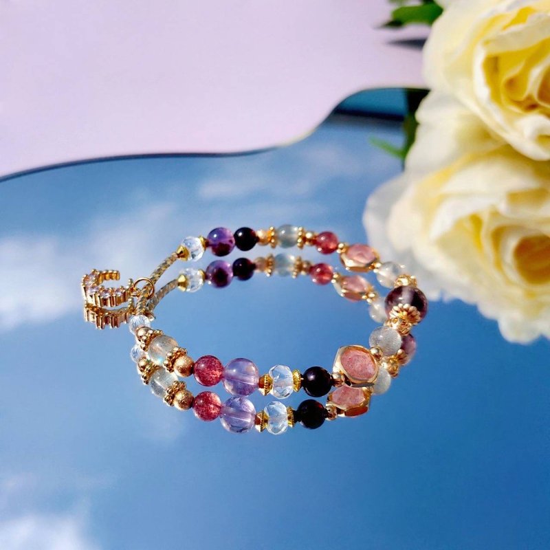 穿越人海拥抱你。草莓晶 紫幽灵 石榴石 14K包金 水晶设计手链 - 手链/手环 - 水晶 紫色