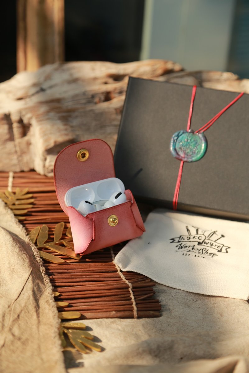 简约皮制Airpod套, 可定制, 附有勾扣, 刻字服务, 定制化礼物 - 其他 - 真皮 
