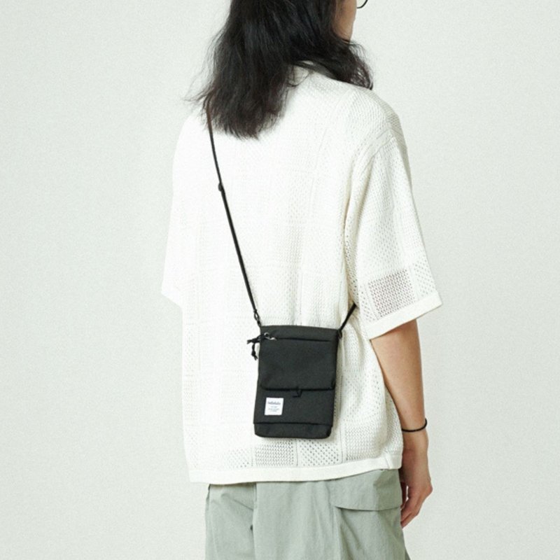 JOSE日常翻盖斜背小包 配备翻盖拉链隔层 轻松轻便出游 暗黑色 - 侧背包/斜挎包 - 聚酯纤维 黑色