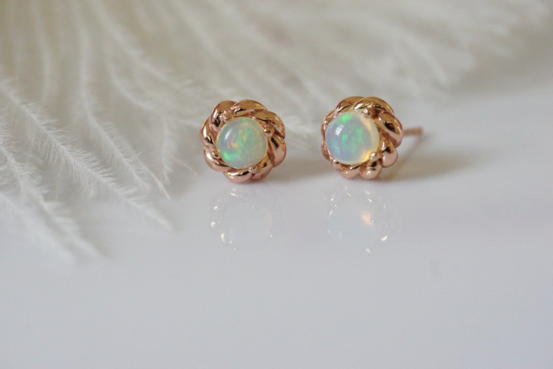 Stud Earrings Natural Opal Silver925, stud earrings, Flower earrings - 耳环/耳夹 - 纯银 多色