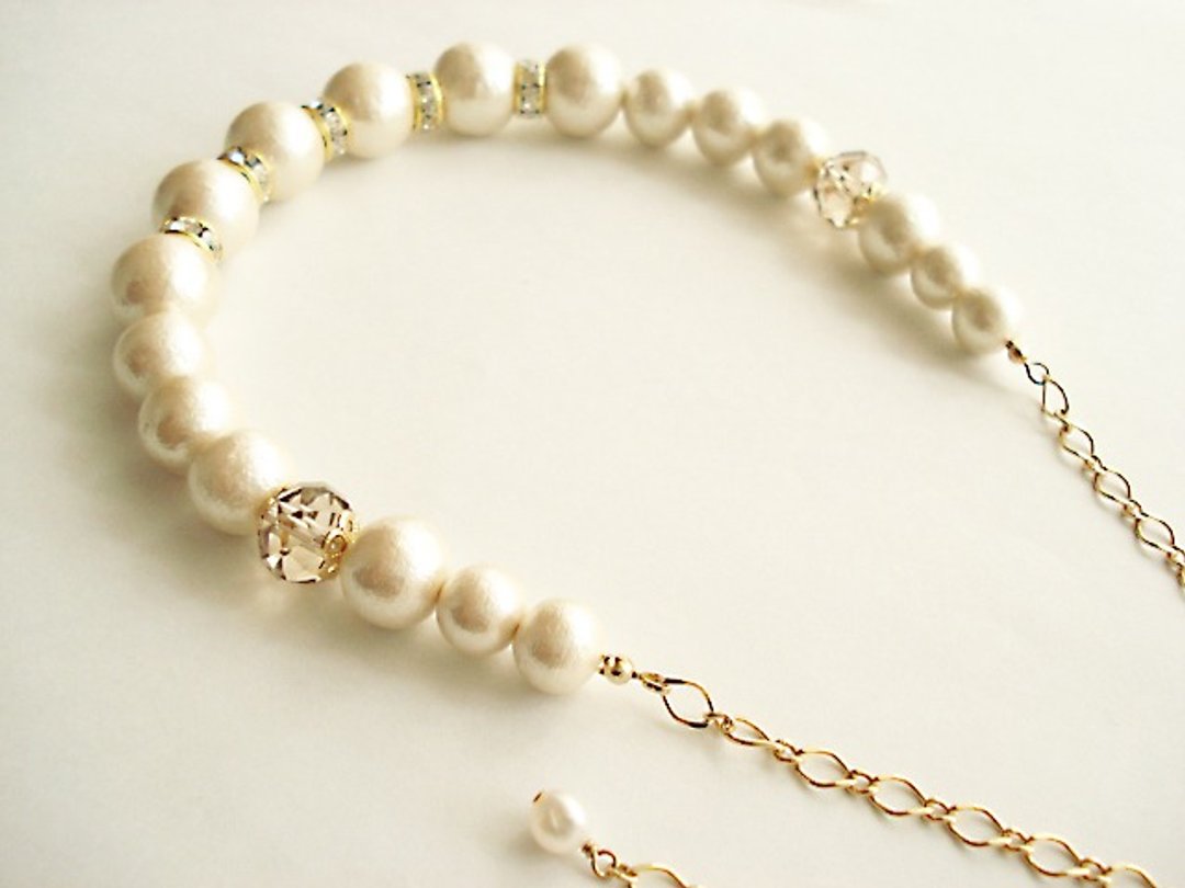 Cotton pearl and Rondelle Bead with Crystal Rhinestones necklace - 项链 - 其他金属 白色