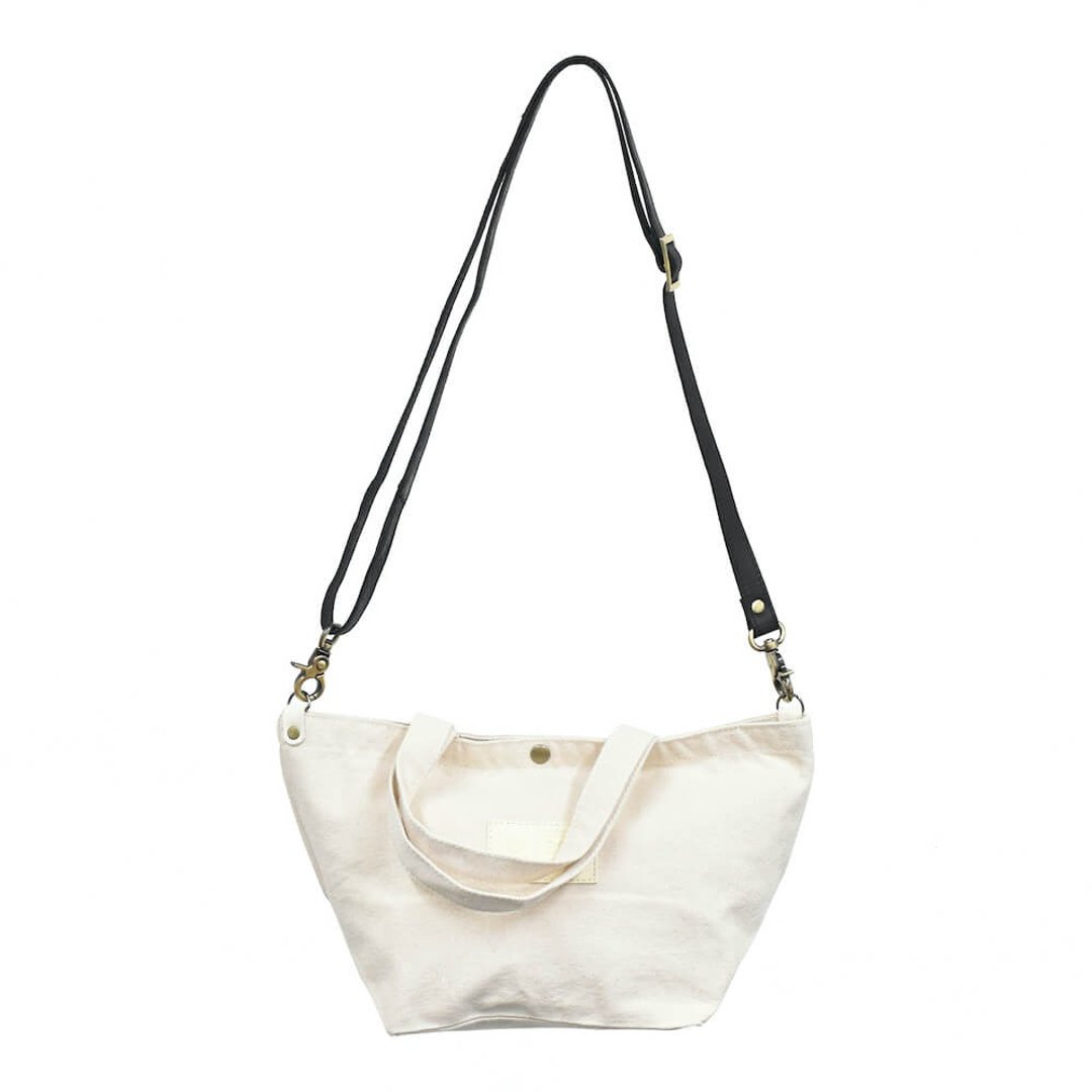 Canvas mini bag Shoulder bag unisex totebag with shoulder strap [White] KA004 - 侧背包/斜挎包 - 棉．麻 白色