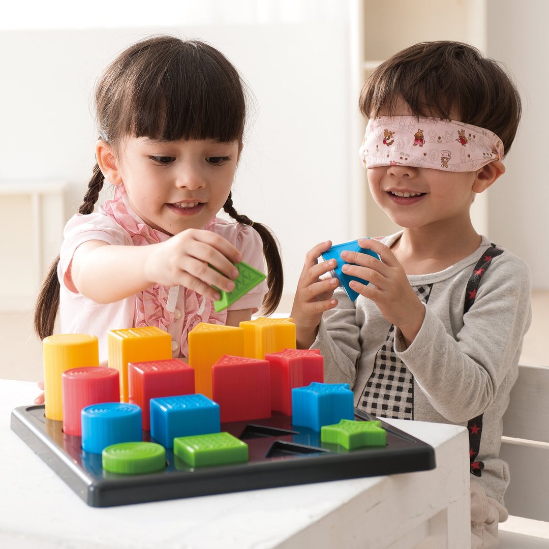 Weplay 形色逻辑积木 - 玩具/玩偶 - 塑料 多色