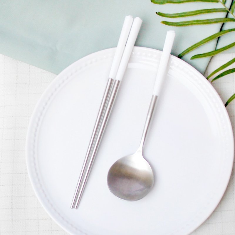 不锈钢餐具组花瓣2组入-净白 - 筷子/筷架 - 不锈钢 白色