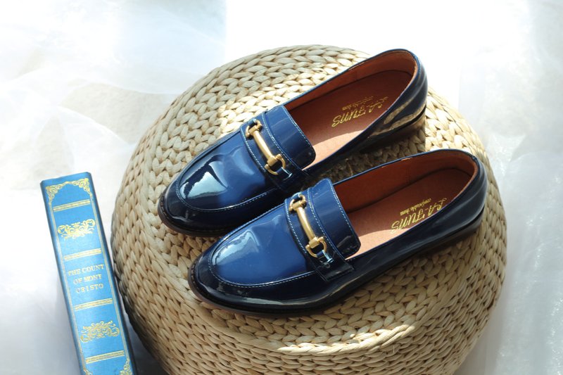 【英伦乐福风】 时尚雾金扣女鞋。蓝宝坚尼 - 女款牛津鞋/乐福鞋 - 真皮 蓝色