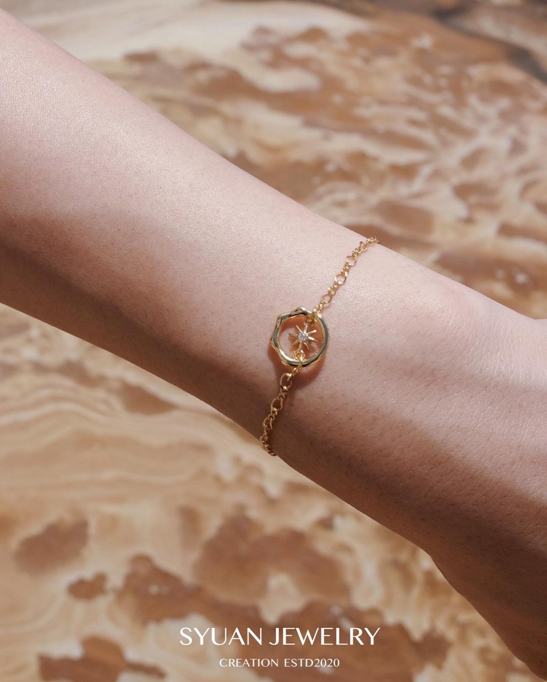 SYUAN JEWELRY | Sunlight - 镀18K太阳锆石手链 - 耳环/耳夹 - 其他金属 