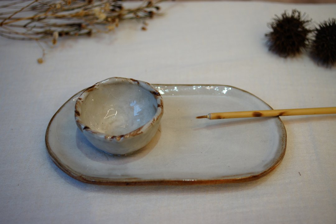 手捏粉引长陶盘  L16cm 调色板 酱料碟  午茶点心盘 香氛蜡烛台 - 摆饰 - 陶 白色