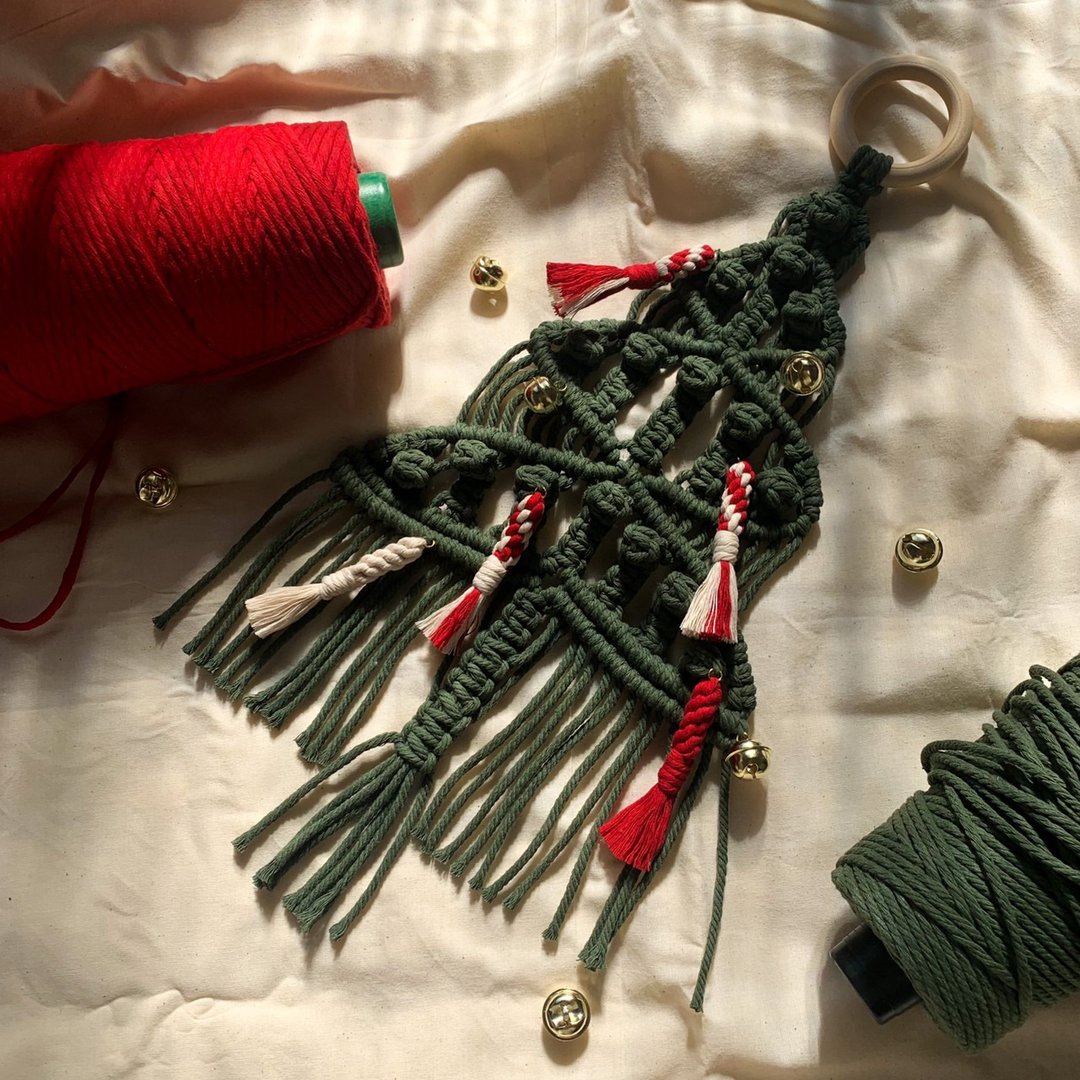 Macrame / Wall hanging / 中型壁挂 / 圣诞树 - 摆饰 - 棉 绿色