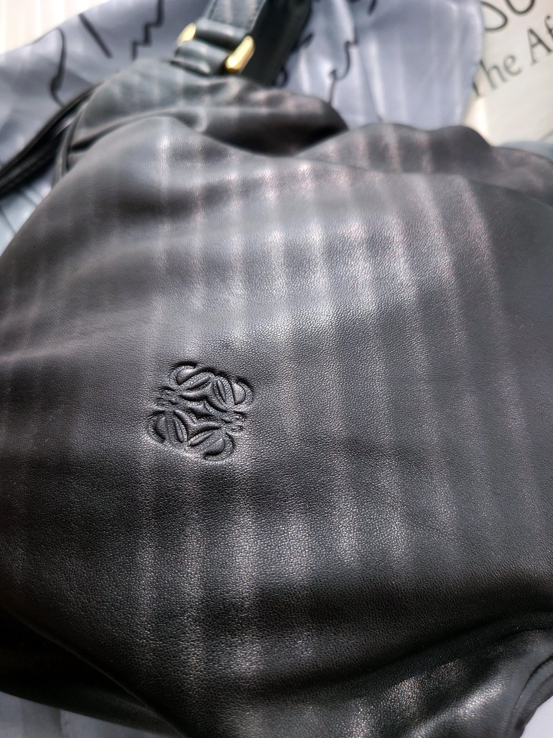 中古包 Loewe 束绳袋束口袋束绳包 手挽袋手提包单肩包单肩包 - 手提包/手提袋 - 真皮 黑色