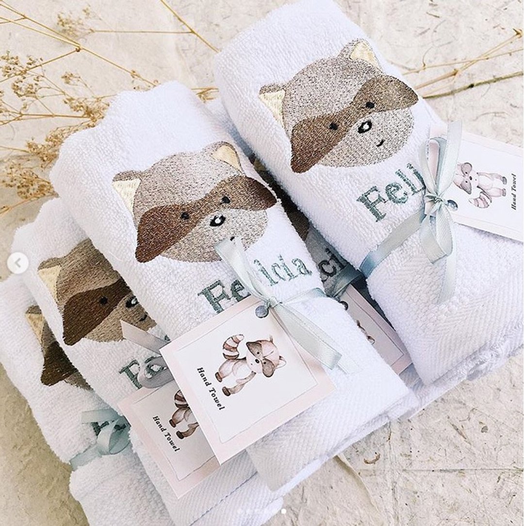 Hand Towel with Drawstring Pouch - 满月礼盒 - 其他材质 