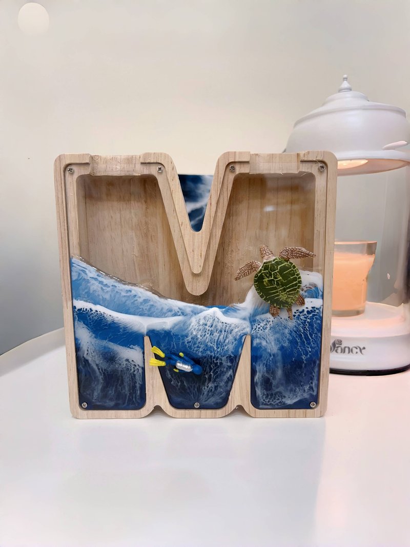 海浪存钱筒 可选择2只公仔   环氧树脂Epoxy 可使用文化币 - 其他 - 防水材质 