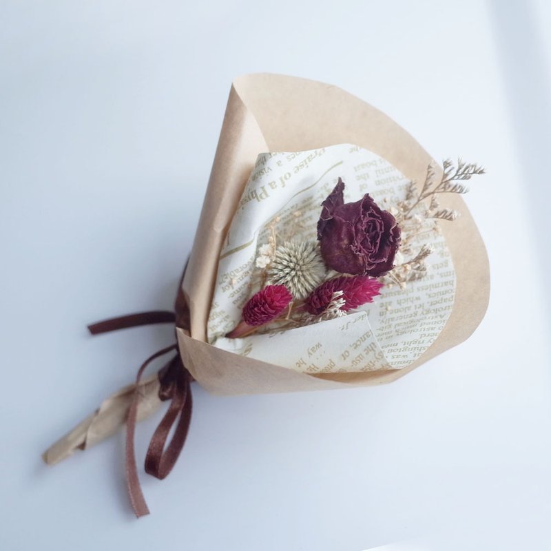 【Q-cute】干燥花小花束系列-古典红玫瑰 - 植栽/盆栽 - 植物．花 红色