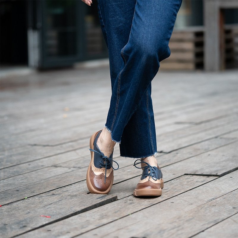 布洛克雕花女鞋圆头系带女鞋拼接 - 其他女款皮鞋 - 真皮 红色