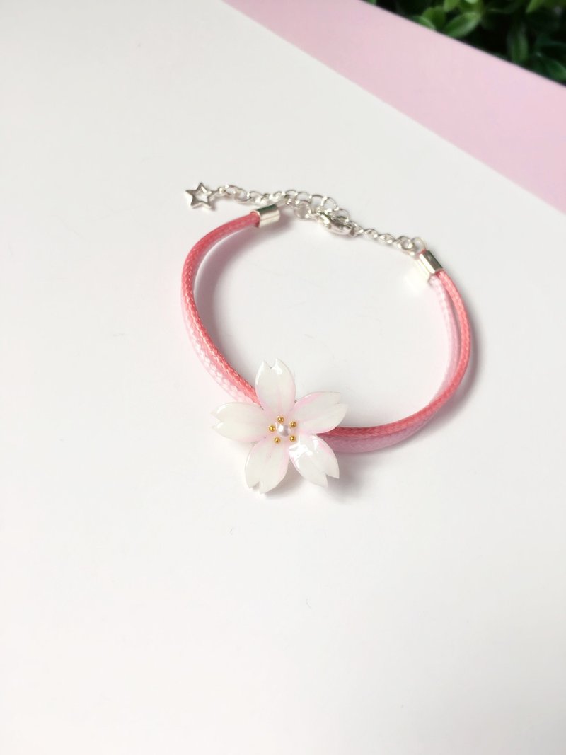 *Haku·Neko* [限定白桜系列] 手绘白樱粉红双色手绳手链 - 手链/手环 - 压克力 多色