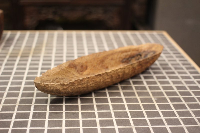 【送礼好物】樟木 雕刻卧香座 点心盘 三峡日月坊出品 - 盘子/餐盘/盘架 - 木头 