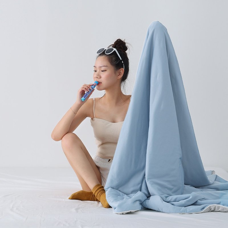 HOYACASA ICEBABY极冻凉感冰宝被-芝麻海盐(150x200cm) - 被子/毛毯 - 其他人造纤维 蓝色