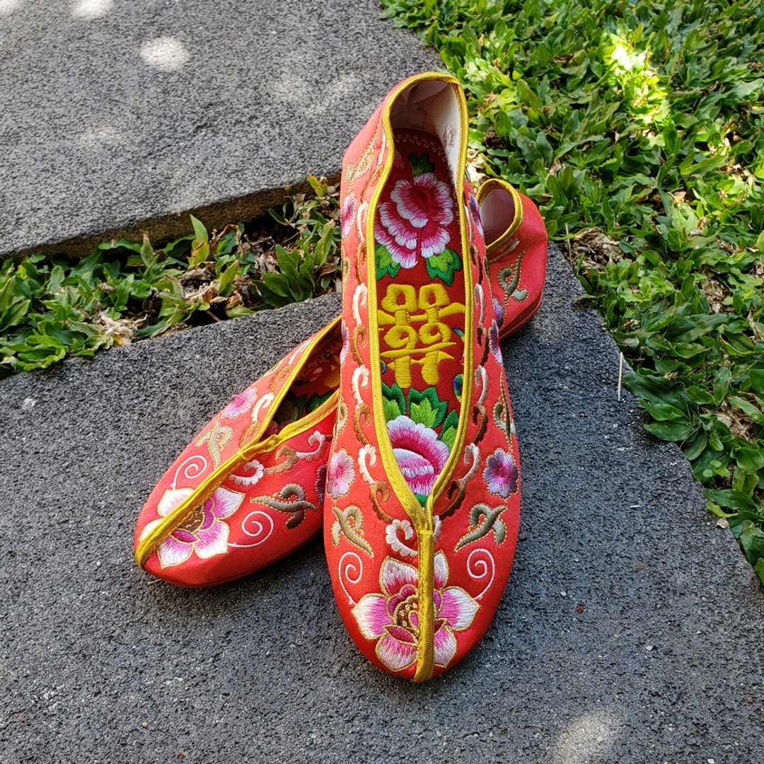 传统手工制造红色绣花鞋KW11201714 *附送赠品** - 女款休闲鞋 - 棉 红色