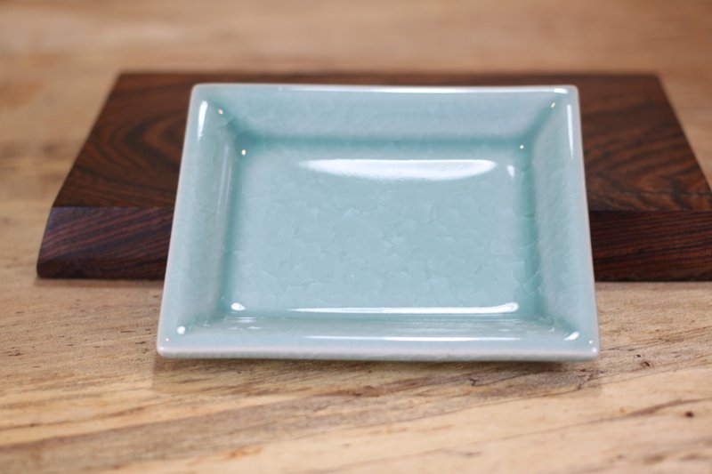 【送礼好物】哥窑冰裂 古风杯托 茶杯盘 莺歌名家叶敏祥作品 - 杯垫 - 瓷 