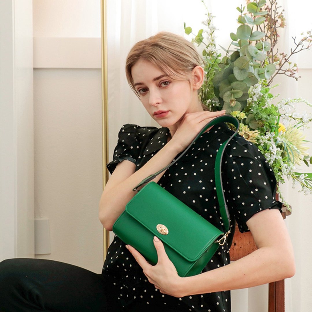 韩国SARAH BAG | 绿色 | 大方袋 | 侧背包 斜孭袋 - 侧背包/斜挎包 - 人造皮革 绿色