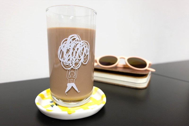 A boy unhappy Glass - 玻璃杯 - 玻璃 