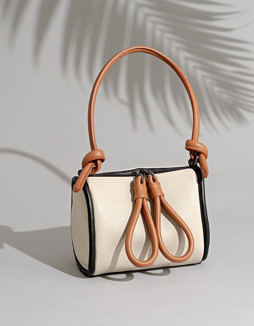 BUNGEE (Tobacco) Multi-Wear Soft Genuine Leather Bag - 手提包/手提袋 - 真皮 多色