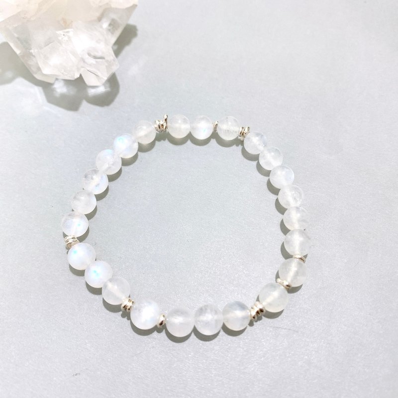 Ops Moonstone silver bracelet-月光石/蓝光/纯银/天然石/极简 - 手链/手环 - 其他金属 白色