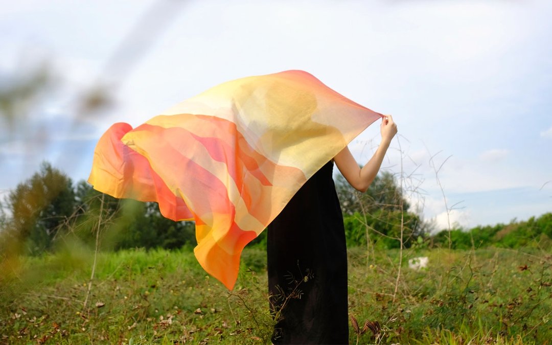 Rust and Stardust Cotton Silk Scarf (Amber), Gradient Scarf, Mountainscape - 丝巾 - 棉．麻 红色