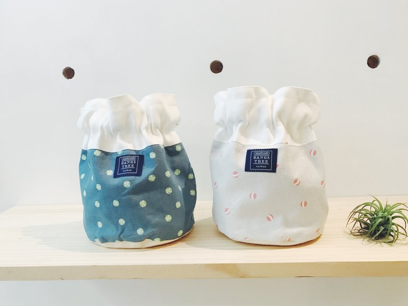 ::浏海树:: 侧背水桶包_小球 - 侧背包/斜挎包 - 棉．麻 白色