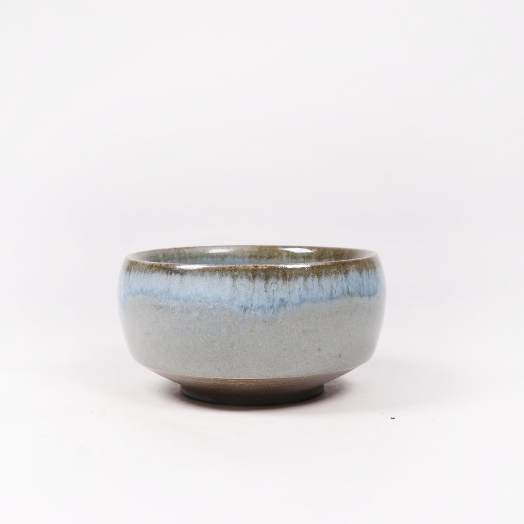 明芽窑 l 柴烧灰釉蓝流茶碗 - 茶具/茶杯 - 陶 灰色