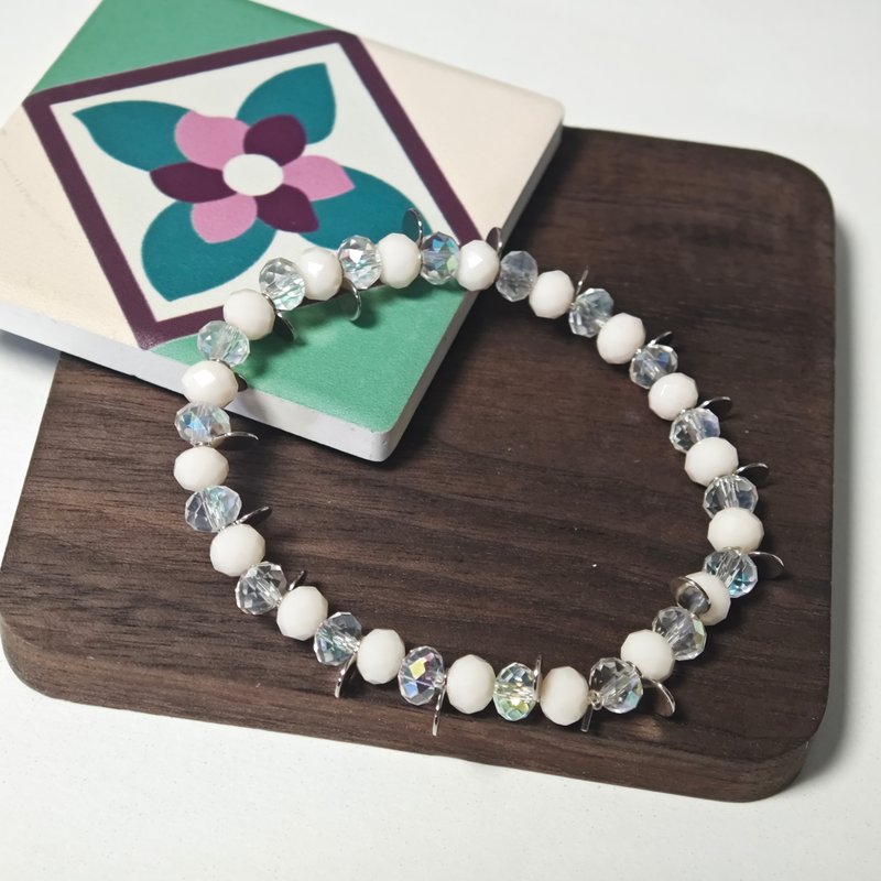 浅粉配透明色水晶珠手串25-02 - 手链/手环 - 水晶 透明