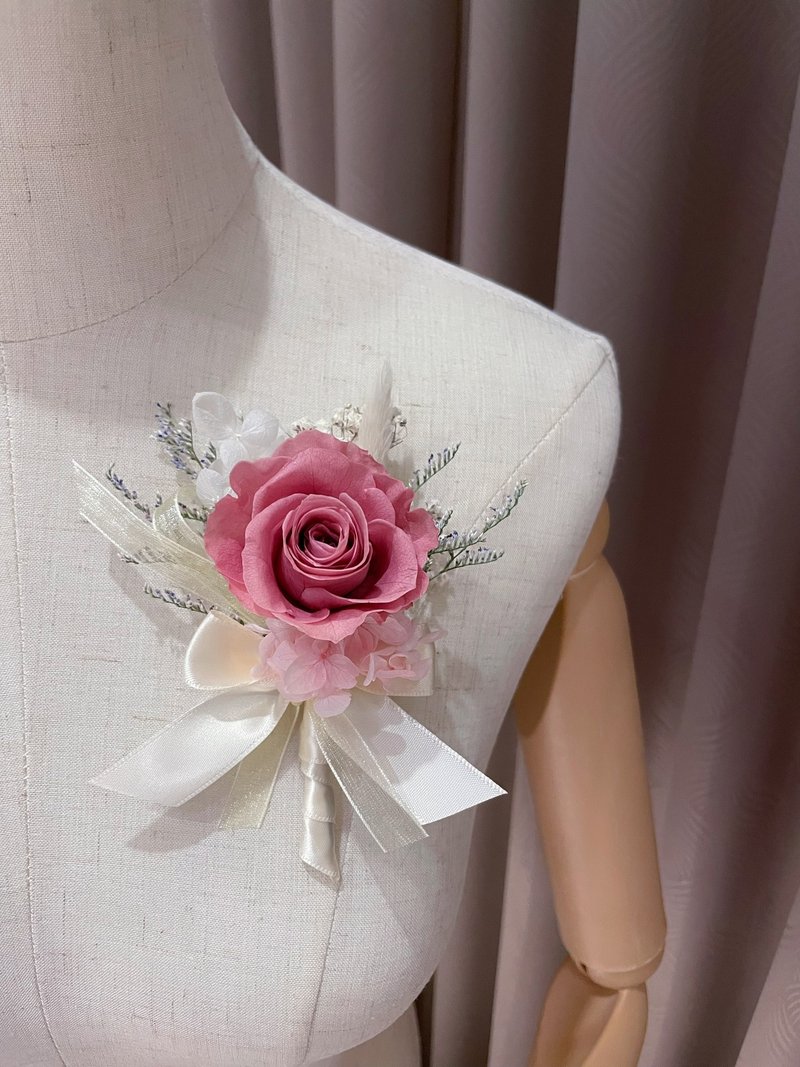 永生花胸花 可订制其他颜色 结婚胸花 新郎胸花 伴郎胸花 - 胸花/手腕花 - 植物．花 多色