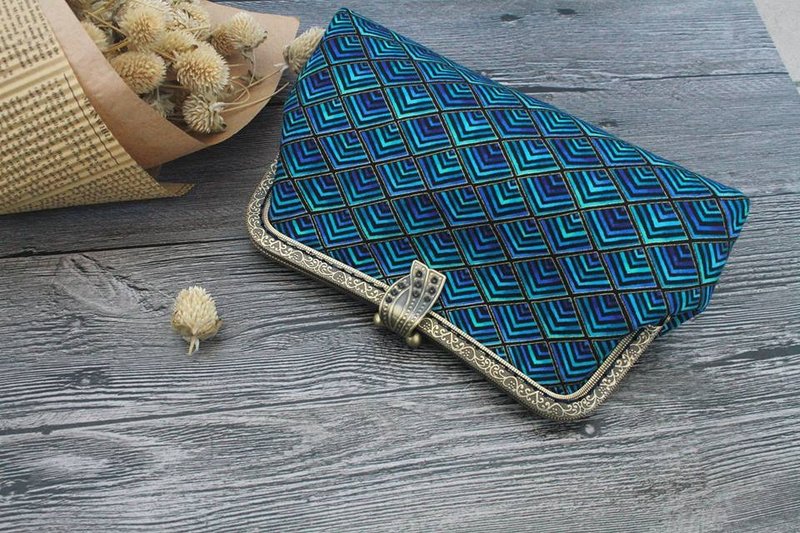 口金包+手拿/肩背包 遗失的梦境 - 其他 - 棉．麻 蓝色