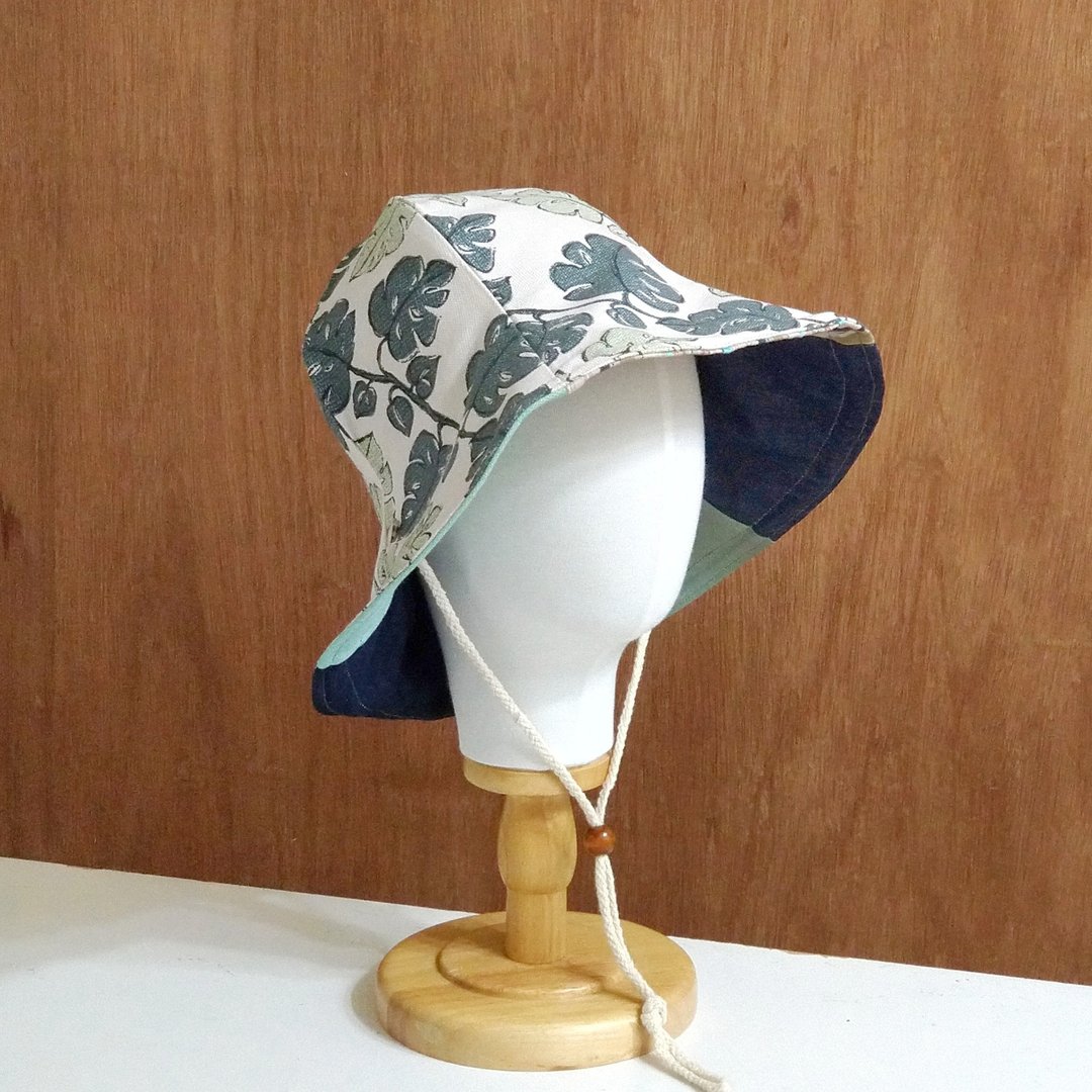 小牛村 手工双面遮阳帽 大帽檐 植物【特长帽檐款-手绘藤叶】 - 帽子 - 棉 白色