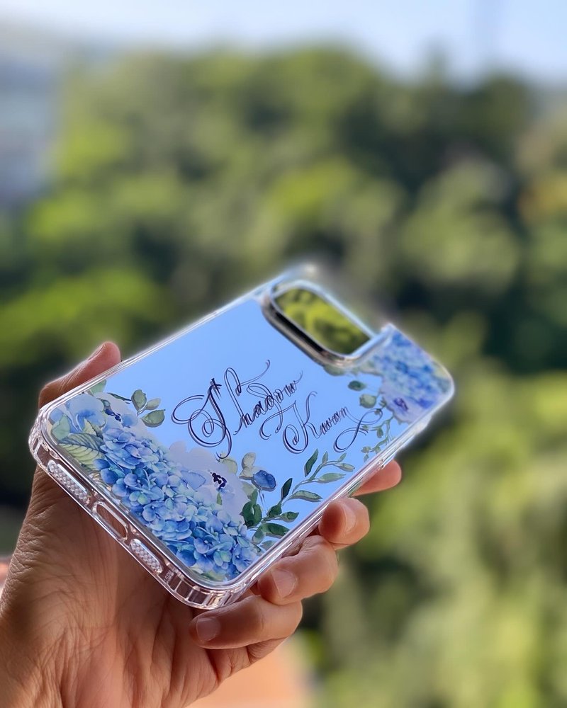 【定制化礼物】手机壳 绣球花 iPhone 7~13 Pro Max 名字 包边 - 手机壳/手机套 - 塑料 