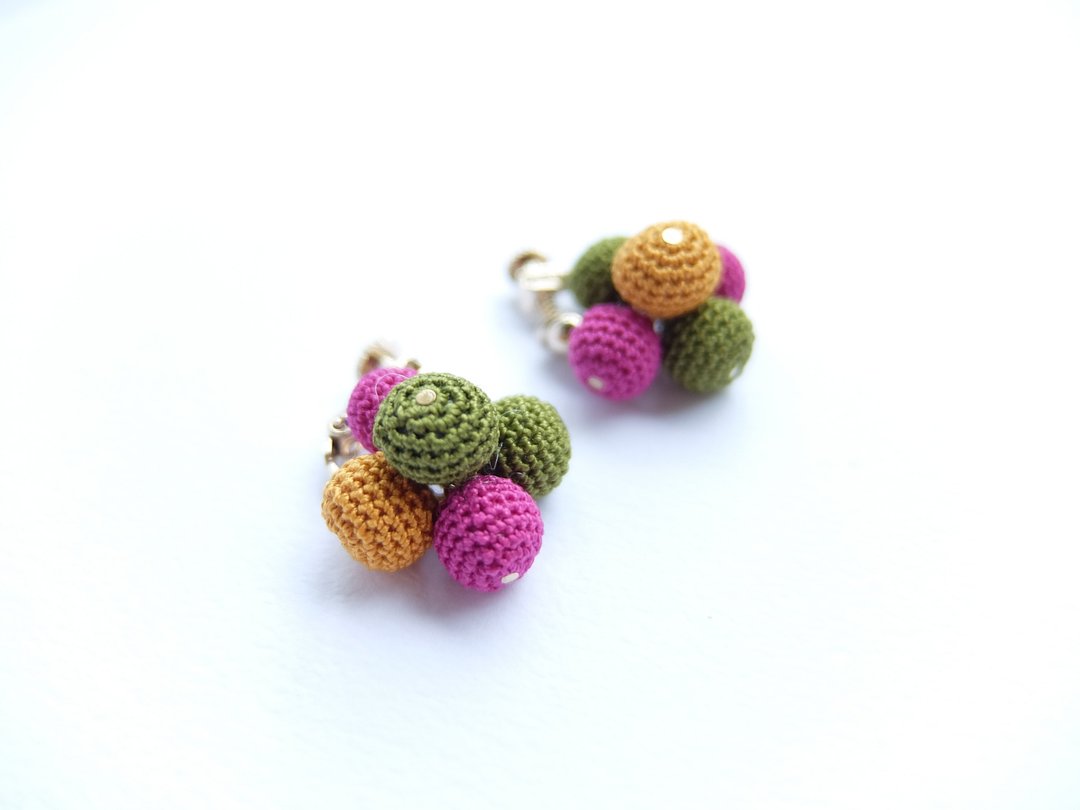 Tawawa Earrings/ Clip-On Autumn color - 耳环/耳夹 - 棉 多色