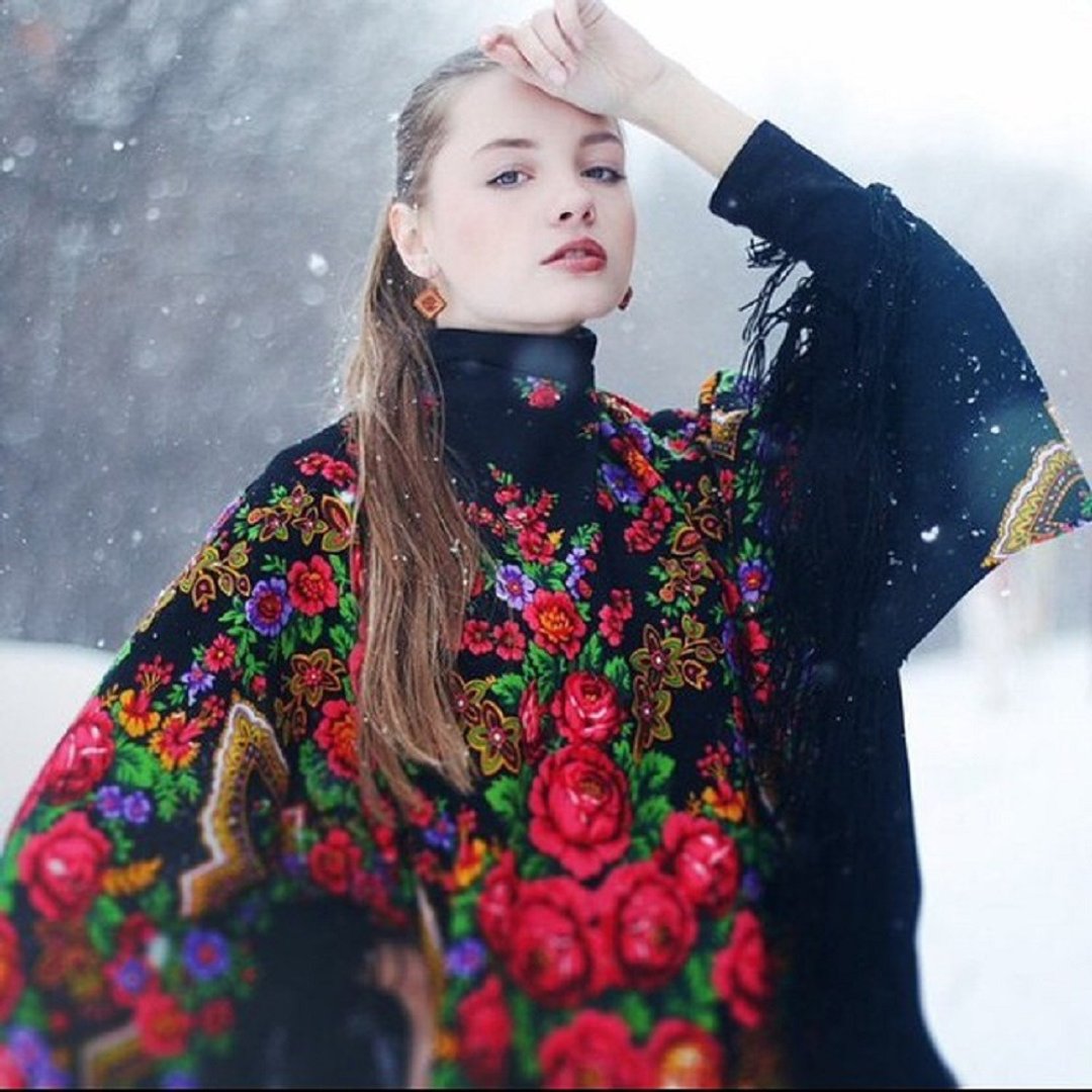 Russian Shawl Pavlovo Posad 100% Wool Scarf Woolen Fringe Wrap 146x146 cm 325-18 - 丝巾 - 羊毛 黑色