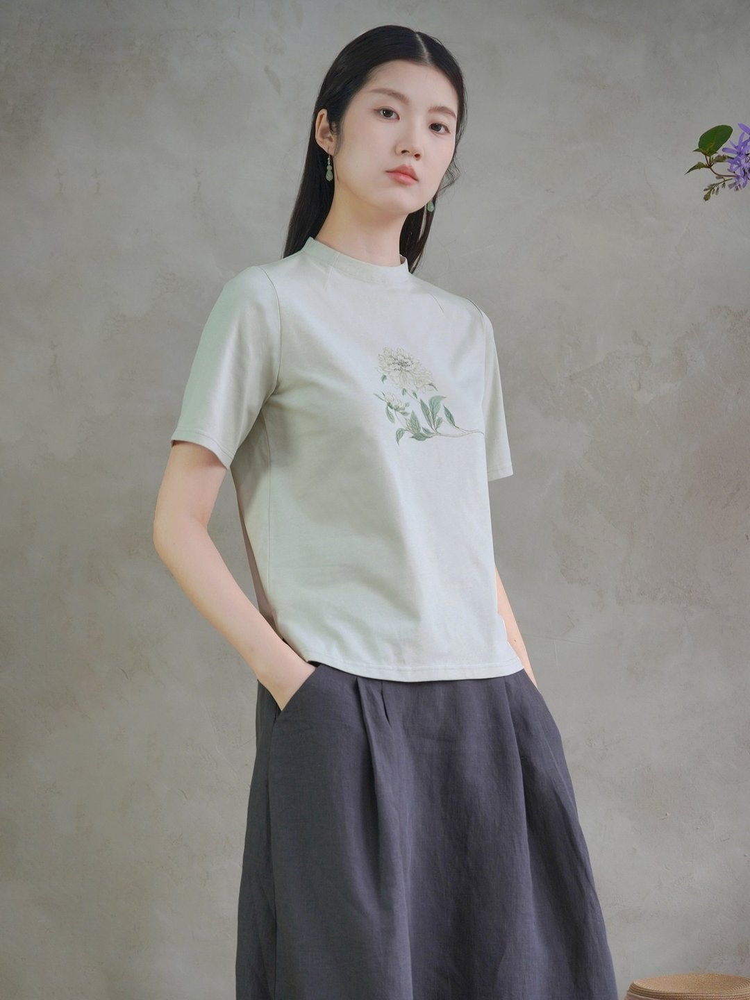玉盏短袖 T-shirt 棉国风手绘印花气质高级感针织上衣 - 女装上衣 - 棉．麻 