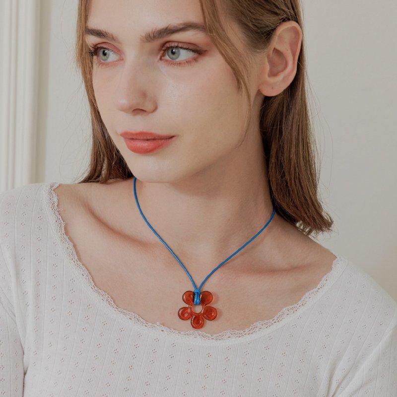 Floral Bloom Necklace 玻璃花朵坠饰项链 - 项链 - 玻璃 