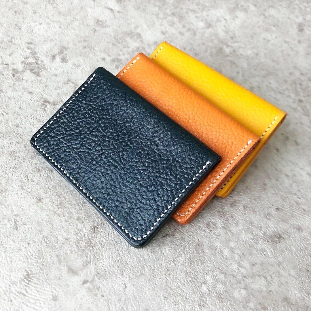 Hand-sewn slim business card holder / yellow - 名片夹/名片盒 - 真皮 黄色