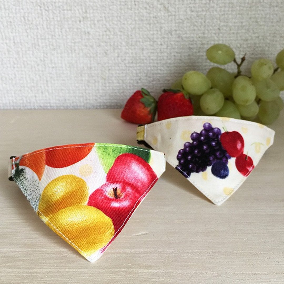 Bandana-style safety collar Fruit pattern yellow - 项圈/牵绳 - 纸 黄色