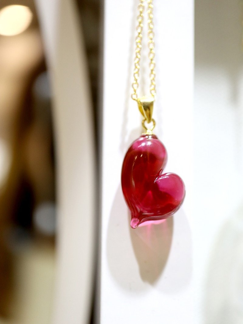 CUORE 红色玻璃项链 - 灯工 手工烧制玻璃心形耳环项链 颈链 - 颈链 - 玻璃 红色