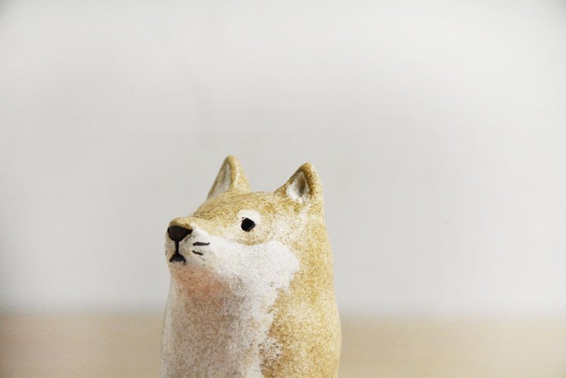 现货区 带点狐狸感的可爱小狗 陶偶 公仔 摆饰 - 摆饰 - 其他材质 