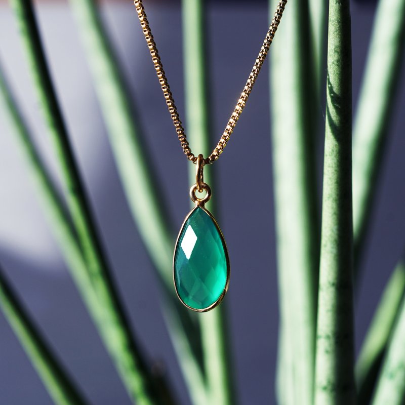 绿玛瑙大颗镶嵌框医疗级不锈钢50cm滑动项链 常盘色 - 项链 - 宝石 绿色