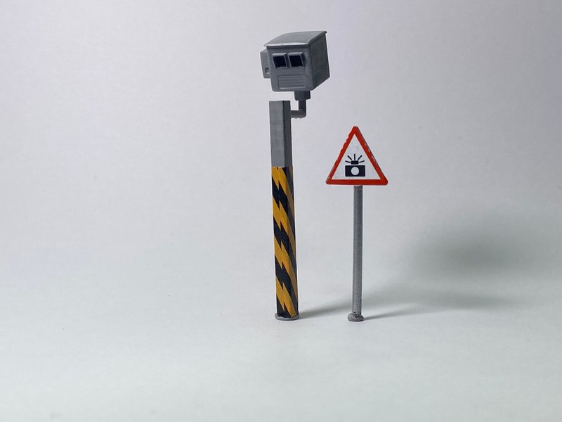 1/64 台湾测速照相机 场景配件套组 - 玩偶/公仔 - 其他材质 灰色