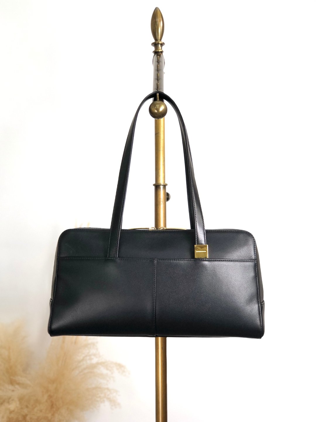 【日本直送 VintageShop solo 经典名牌中古包】BURBERRY 托特包 黑色 Logo 皮革 vintage 古董 y6x2fb - 手提包/手提袋 - 真皮 黑色